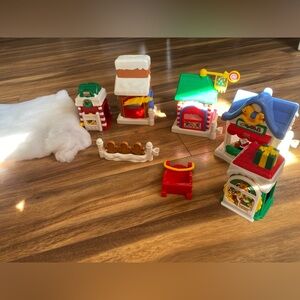 2003 Fisher Price Christmas on Main Street